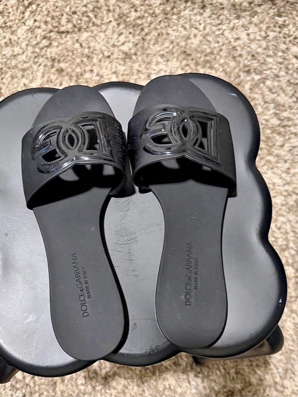 Dolce & Gabbana DG Logo Rubber Slides Black Sandals EU 37–Never Worn
